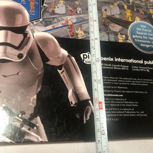 Star Wars “look and find” book 🎈2 for $15 🎈 - Picture 5 of 6